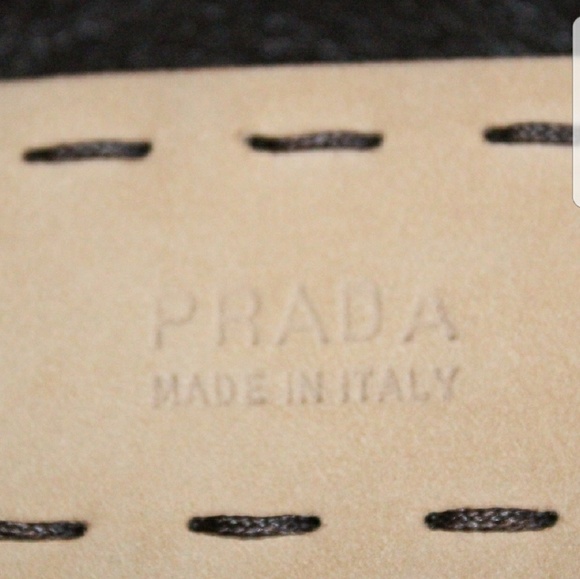 Authentic PRADA Never Worn..Genuine Leather - Picture 4 of 7
